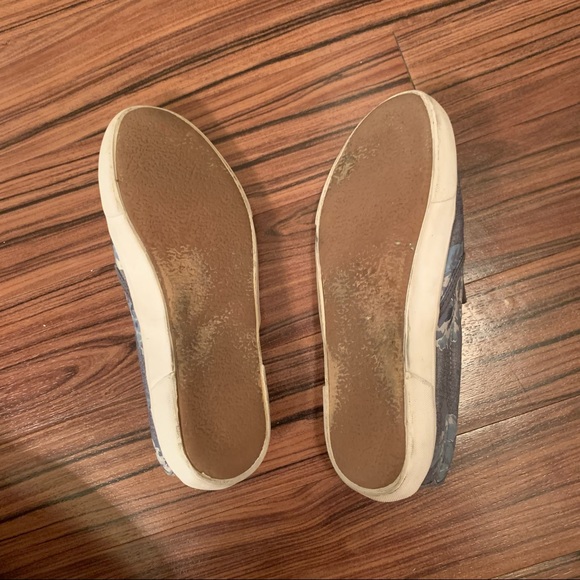 ORDER CANCELLED - Floral Slip On Sneakers!!💙💙 - Picture 7 of 9